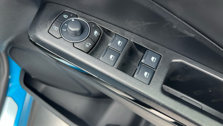 Ford Puma 1.0 EcoBoost Hybrid mHEV ST-Line X 5dr Petrol Hatchback